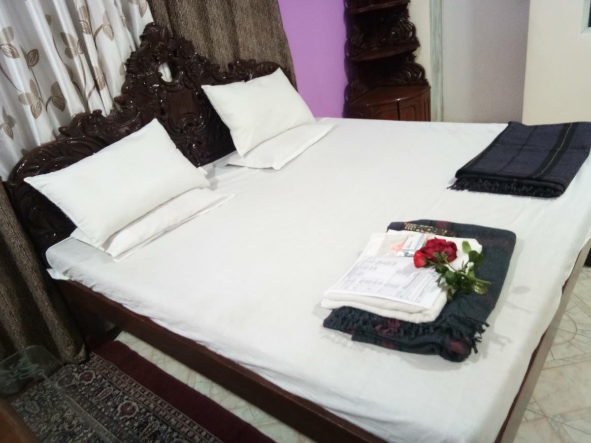 Grand Galaxy Hotel Krishna Насик Экстерьер фото